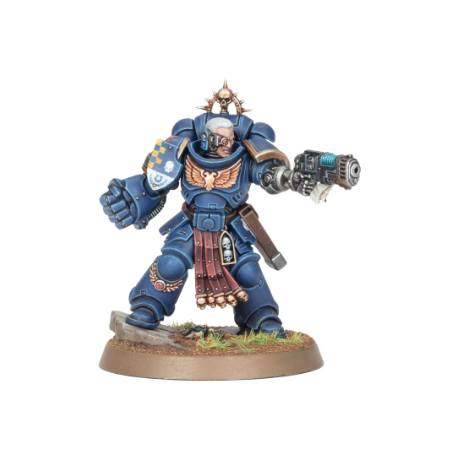 WARHAMMER 40K : SPACE MARINE LIEUTENANTJEUX DE FIGURINES Formez les...