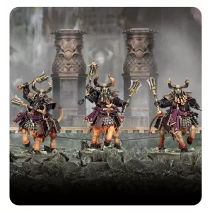 WARHAMMER AGE OF SIGMAR - HELSMITHS OF HASHUT - BULL CENTAURS WARHAMMER AGE OF SIGMAR - HELSMITHS OF HASHUT - BULL CENTAURS